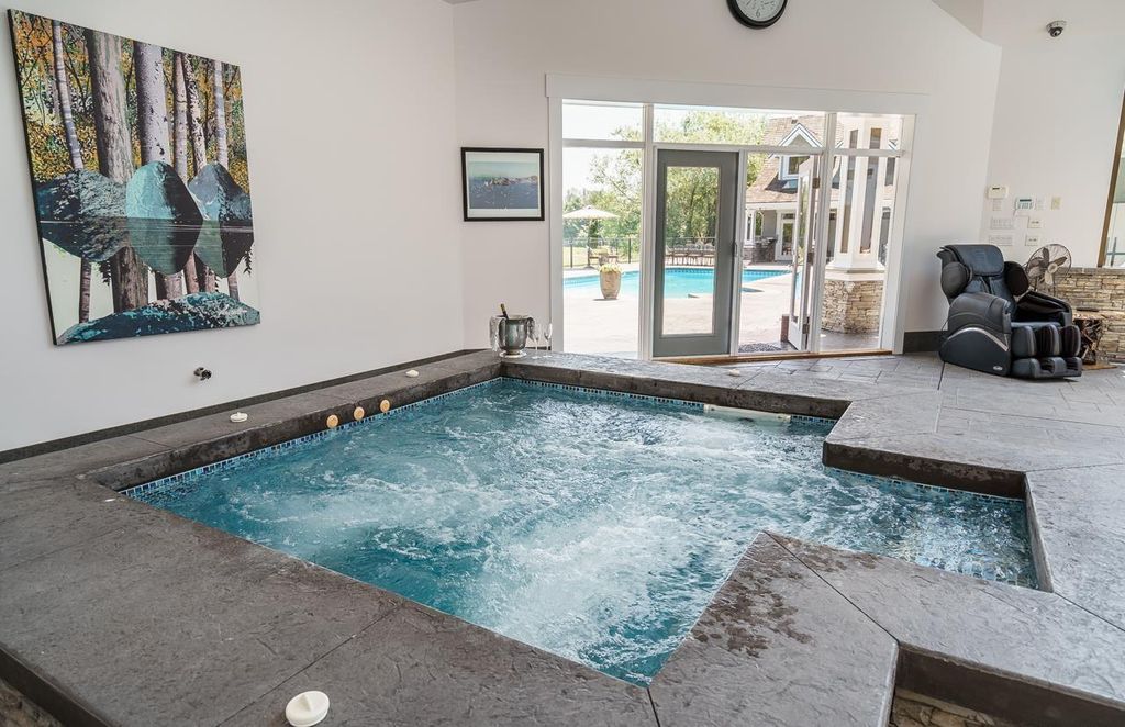 Stunning Home Exceptional Attention to Detail High End Finishes Listed at C8.85 Million in Canada 34