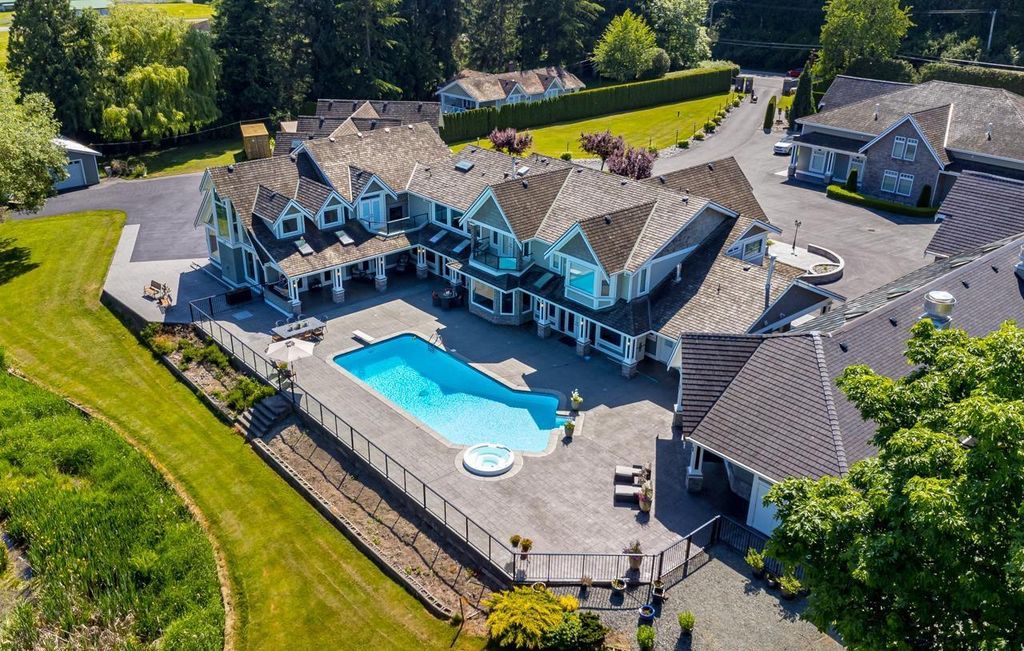 Stunning Home Exceptional Attention to Detail High End Finishes Listed at C8.85 Million in Canada 37