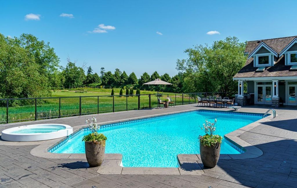 Stunning Home Exceptional Attention to Detail High End Finishes Listed at C8.85 Million in Canada 5
