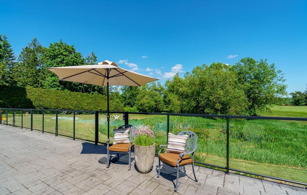 Stunning Home Exceptional Attention to Detail High End Finishes Listed at C8.85 Million in Canada 8