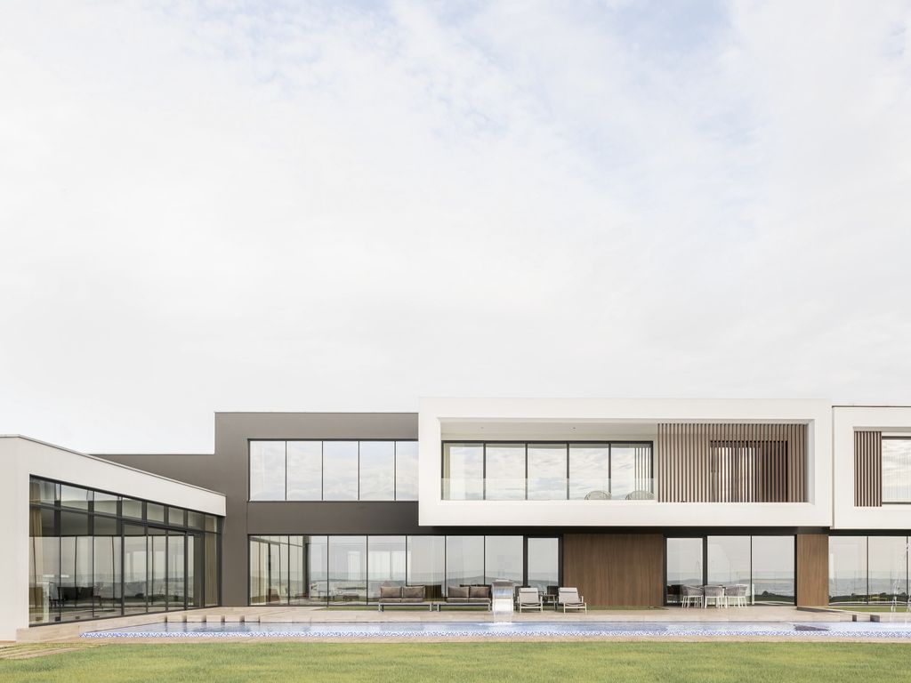 The Seasons House Modern Oasis by MOST Monti Studio 11