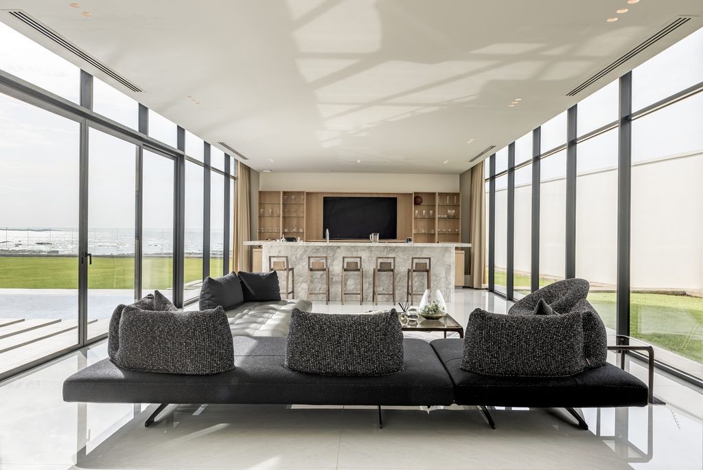 The Seasons House, Modern Oasis by MOST Monti Studio