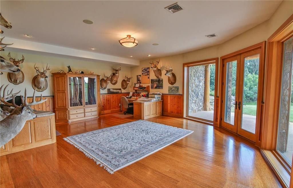Timeless Elegance Pennsylvanias Enchanting Log Retreat Offered at 5999900 45