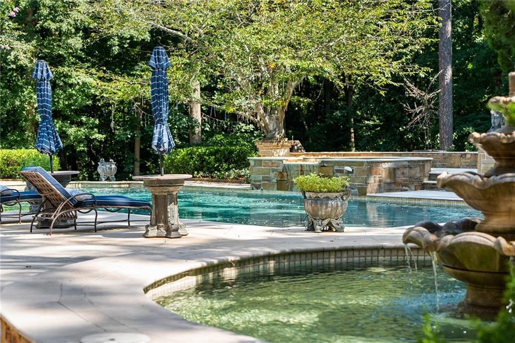 Timeless Grandeur Historic Tuxedo Park Estate in Atlanta Hits the Market at 10.5 Million 24