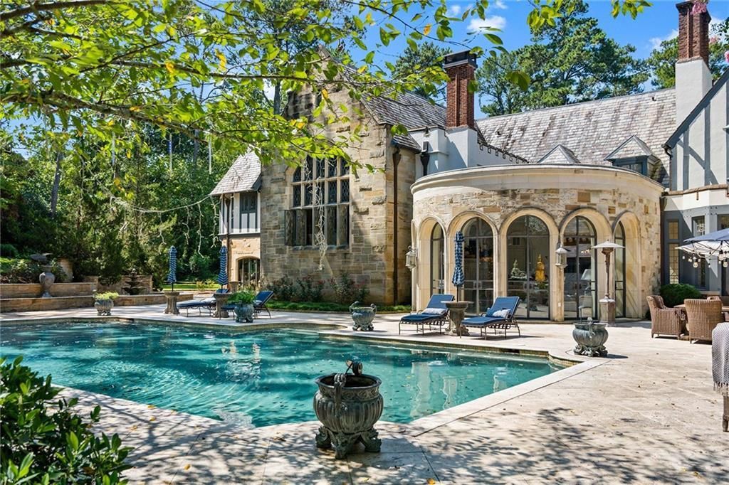 Timeless Grandeur Historic Tuxedo Park Estate in Atlanta Hits the Market at 10.5 Million 3