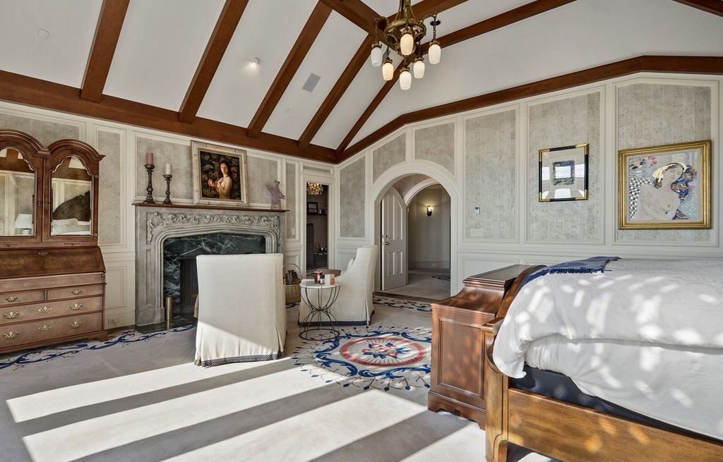 Timeless Tudor Majesty Oregons English Oaks Estate Hits Market for 15 Million 27