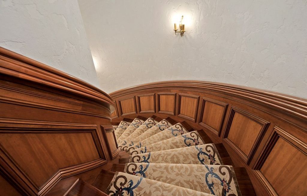 Timeless Tudor Majesty Oregons English Oaks Estate Hits Market for 15 Million 37