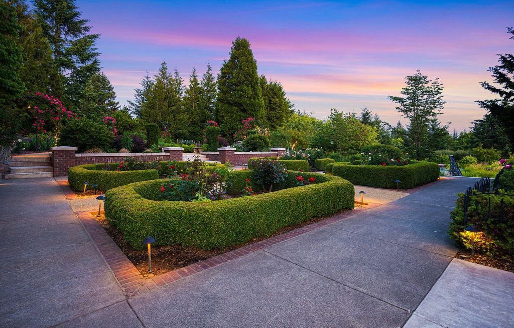 Timeless Tudor Majesty Oregons English Oaks Estate Hits Market for 15 Million 44