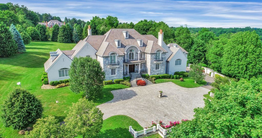 Unparalleled Luxury Grand Estate Living in Round Hill Greenwich Offered at 8499000 1