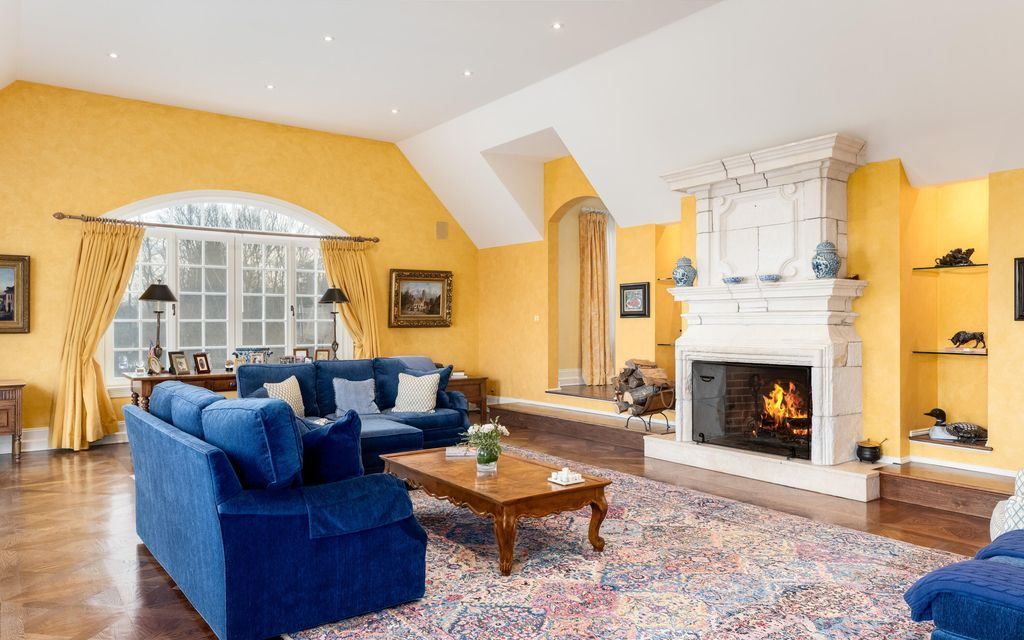 Unparalleled Luxury Grand Estate Living in Round Hill Greenwich Offered at 8499000 11