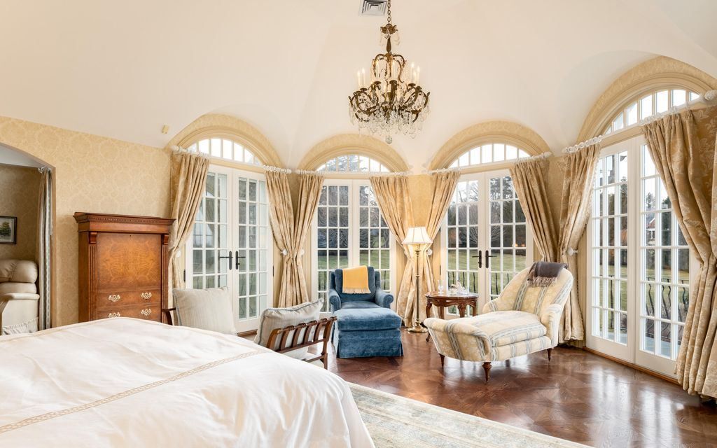 Unparalleled Luxury Grand Estate Living in Round Hill Greenwich Offered at 8499000 15