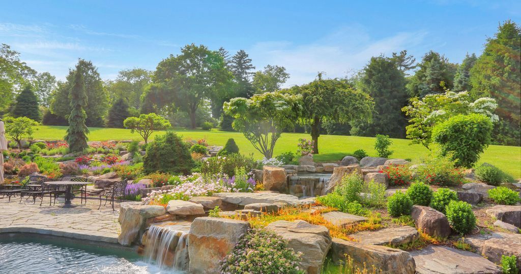 Unparalleled Luxury Grand Estate Living in Round Hill Greenwich Offered at 8499000 17