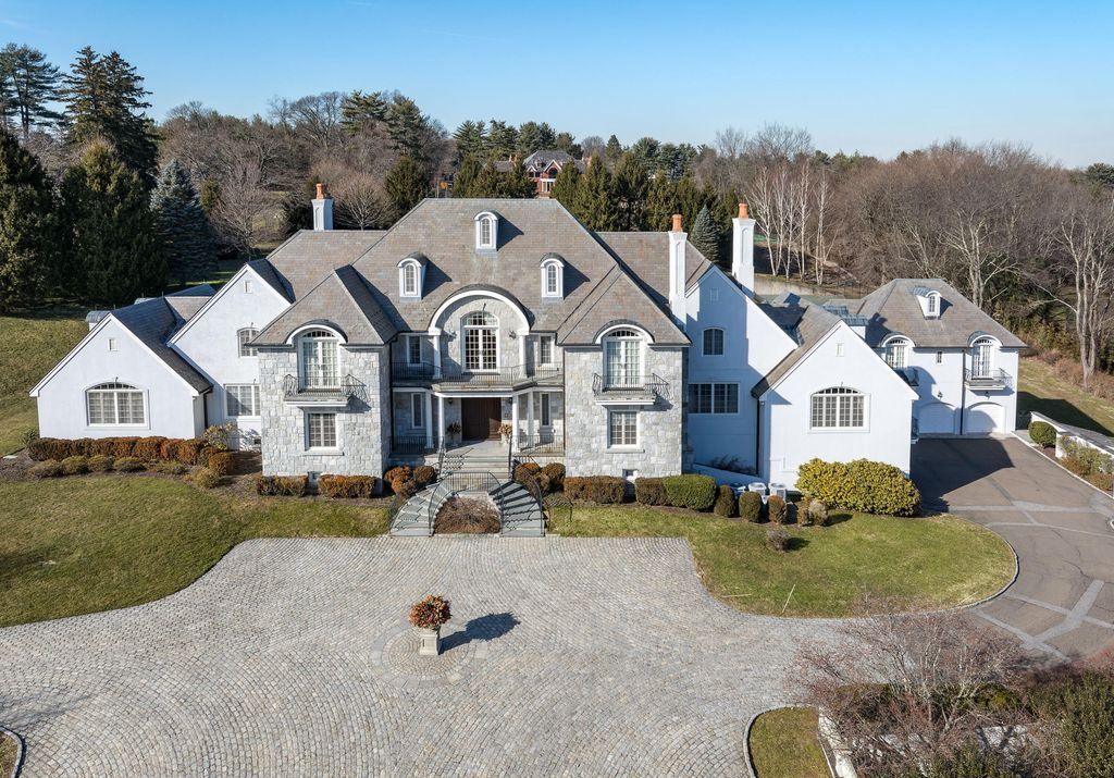 Unparalleled Luxury Grand Estate Living in Round Hill Greenwich Offered at 8499000 28