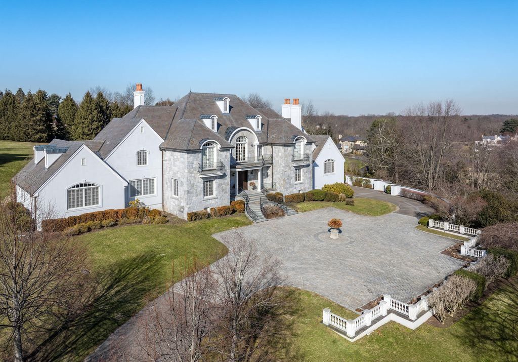 Unparalleled Luxury Grand Estate Living in Round Hill Greenwich Offered at 8499000 29