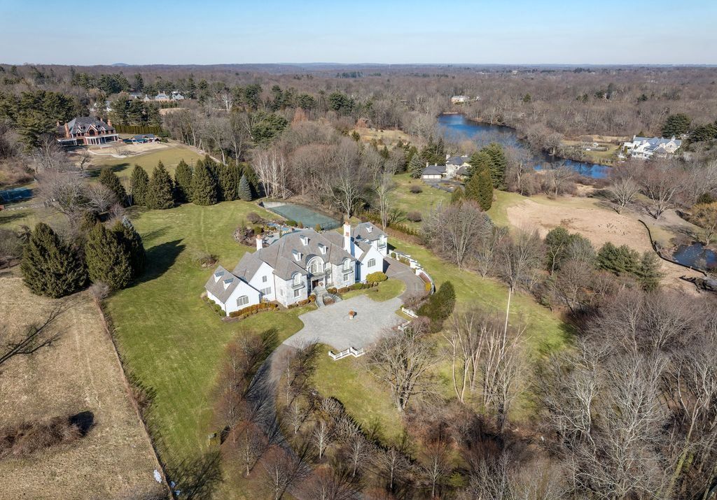 Unparalleled Luxury Grand Estate Living in Round Hill Greenwich Offered at 8499000 30