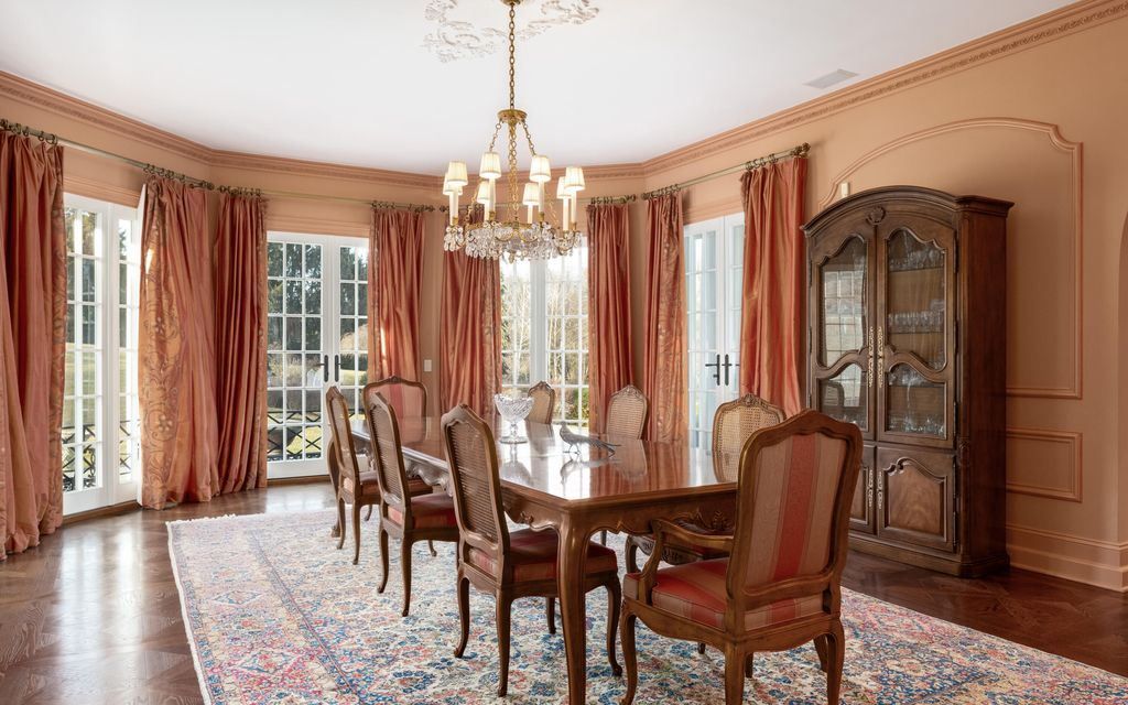 Unparalleled Luxury Grand Estate Living in Round Hill Greenwich Offered at 8499000 9
