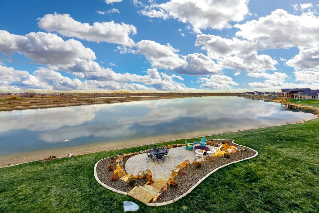 Waterfront Estate on 3 Acres in Leighton Lake Estates Idaho Offered at 3.248 Million 22