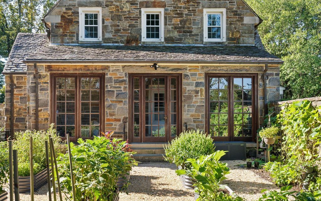 Wynddon Estate Offers Historic Charm and Modern Opulence for 5.15 Million in Maryland 34