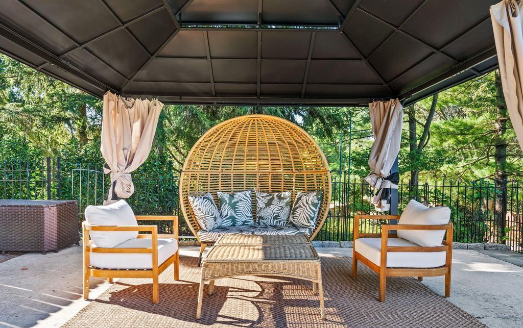 Wynddon Estate Offers Historic Charm and Modern Opulence for 5.15 Million in Maryland 37
