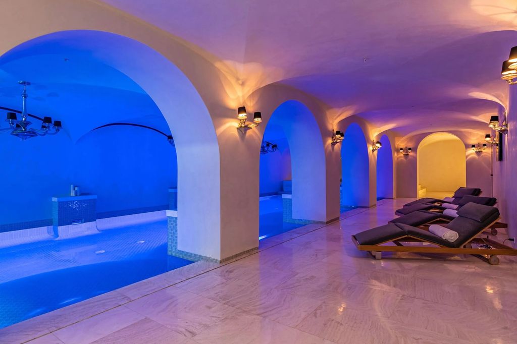 271 South Mapleton Drive Home in Los Angeles, California. Welcome to 'Il Magione' on South Mapleton Dr, Los Angeles' most prestigious address. Spanning 31,450 square feet on 1.4 flat acres, this luxury compound boasts Fendi furnishings, a bowling alley, movie theatre, gym, wine cellar, indoor pool, and more. 