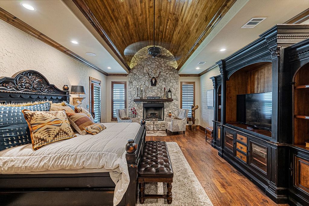 430 Chaparall Road Home in Ferris, Texas. Discover this breathtaking custom lake home nestled on 514 secluded acres, just 15 minutes south of Dallas. Meticulously constructed with stunning lake views from every room, this home features vaulted ceilings, a chef's dream kitchen, luxurious owner's suite, formal dining, study, and more. 
