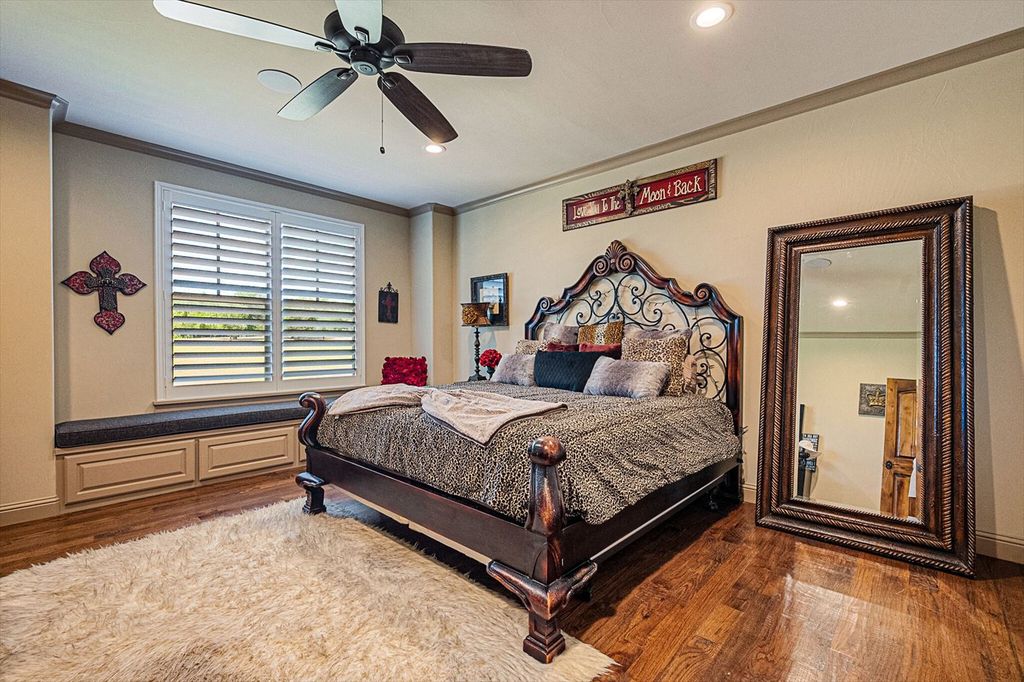 430 Chaparall Road Home in Ferris, Texas. Discover this breathtaking custom lake home nestled on 514 secluded acres, just 15 minutes south of Dallas. Meticulously constructed with stunning lake views from every room, this home features vaulted ceilings, a chef's dream kitchen, luxurious owner's suite, formal dining, study, and more. 