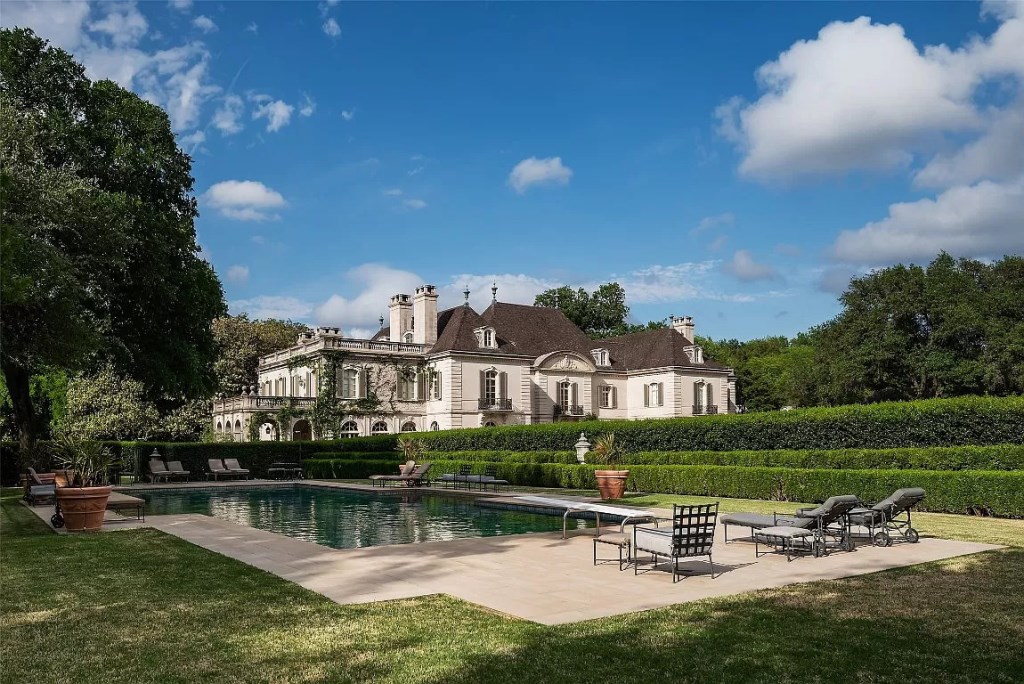 5619 Walnut Hill Ln Dallas TX 75229 25