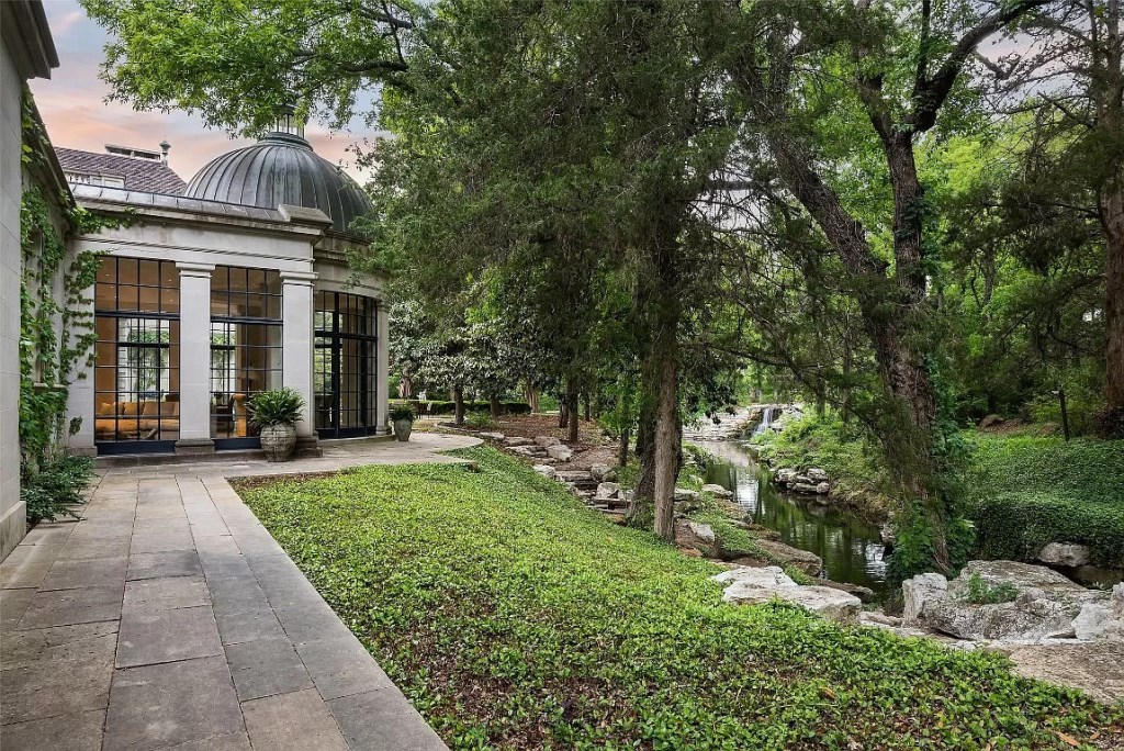 5619 Walnut Hill Ln Dallas TX 75229 30