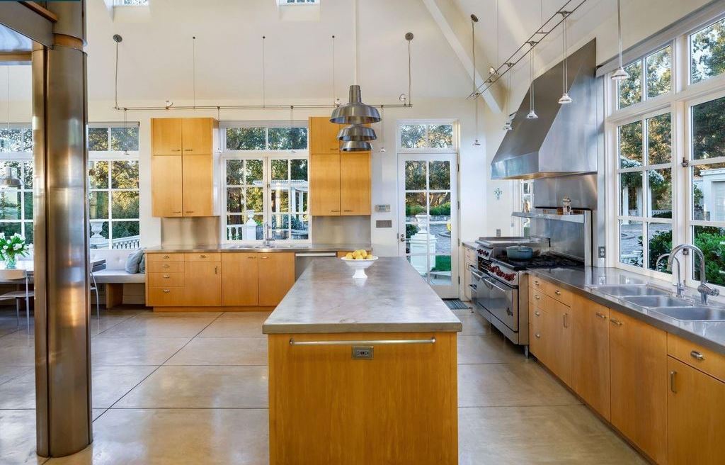 75 Glen Alpine Road Home in Piedmont, California. Step into luxury living at this stunning chateau in Piedmont, boasting breathtaking views of San Francisco Bay and the city skyline. 