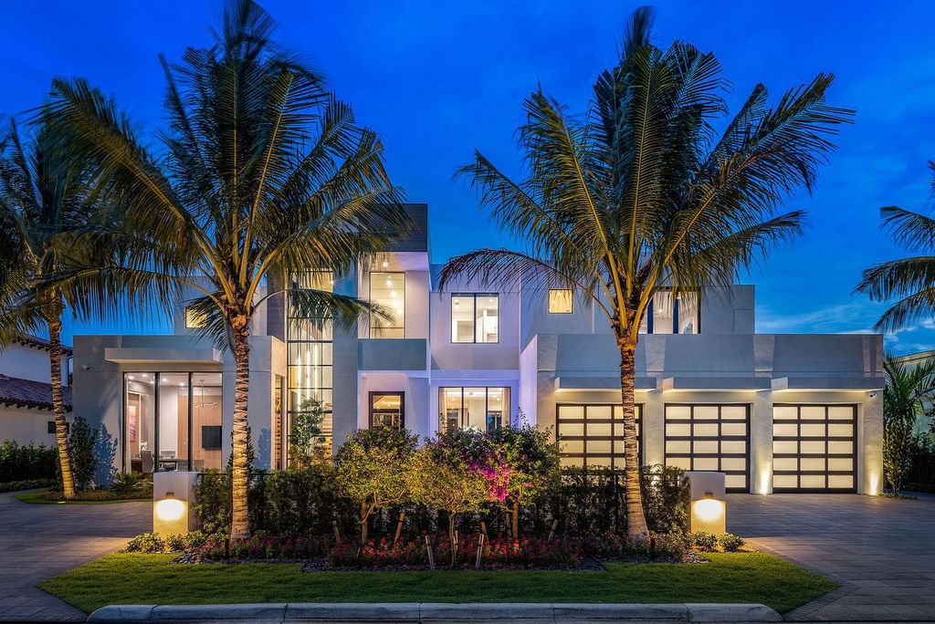 This prestigious Signature Estate within the Royal Palm Yacht & Country Club offers breathtaking views of lush golf course fairways.