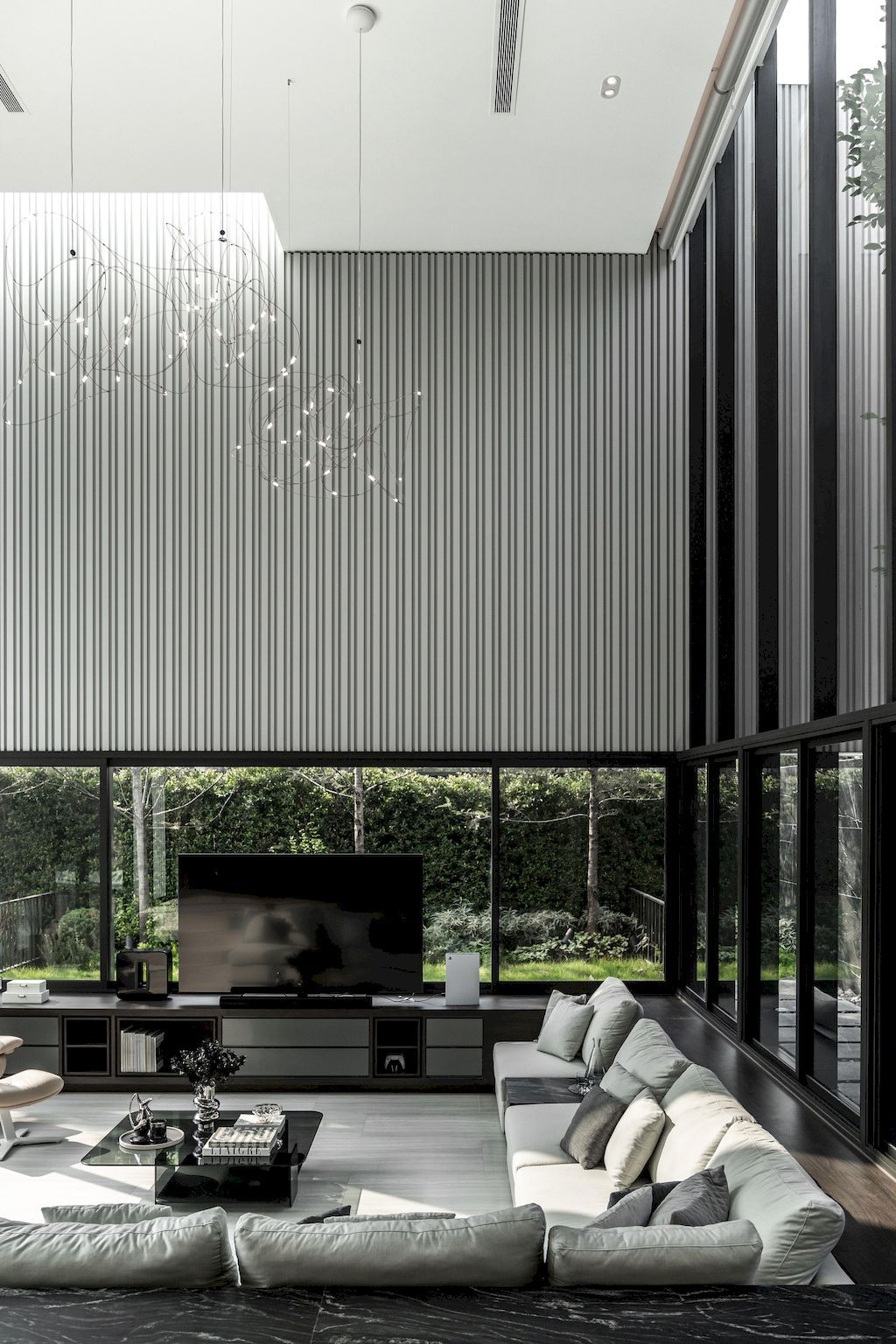 B/W Residence, Modern Sanctuary by ACA Architects