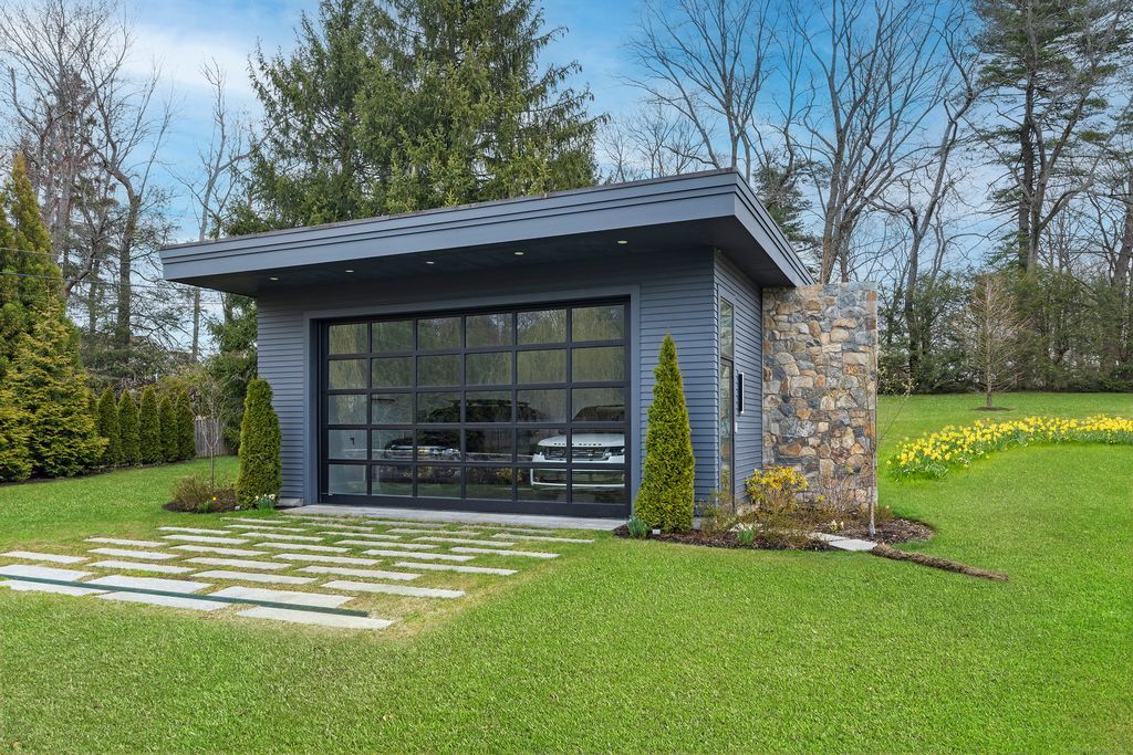 Captivating Luxury 6.295 Million Modern Oasis in Connecticut Awaits 30