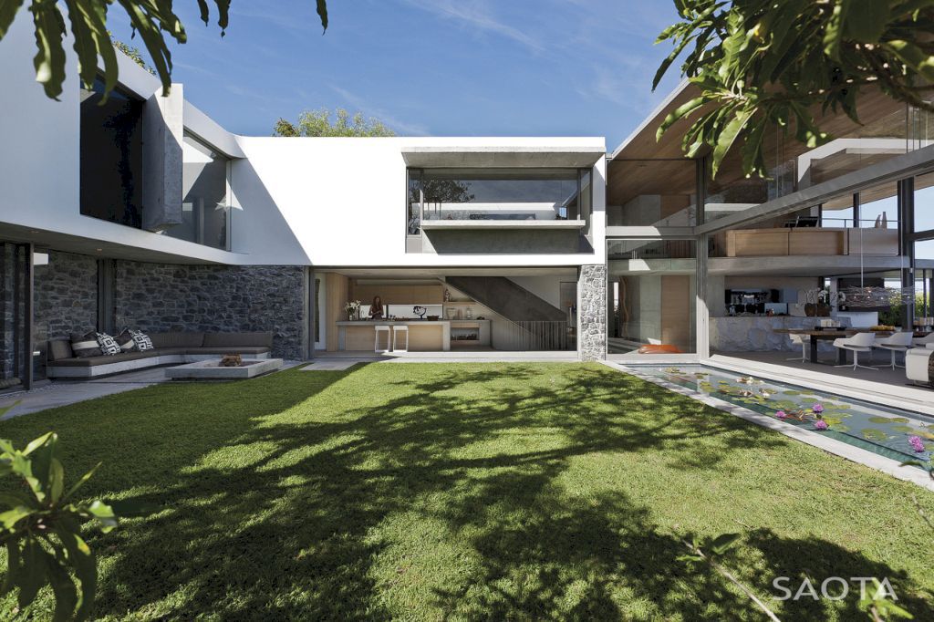 De Wet 34 House, A Contemporary Masterpiece by SAOTA