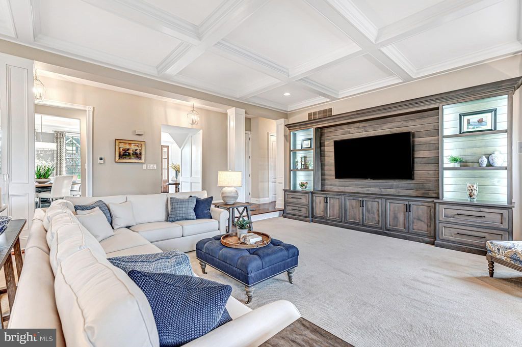 Exclusive Elegance Discover the Luxurious Lifestyle of Dutchess Farm Estates for 2380888 19