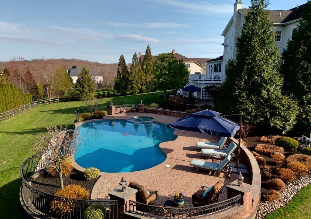 Exclusive Elegance Discover the Luxurious Lifestyle of Dutchess Farm Estates for 2380888 42