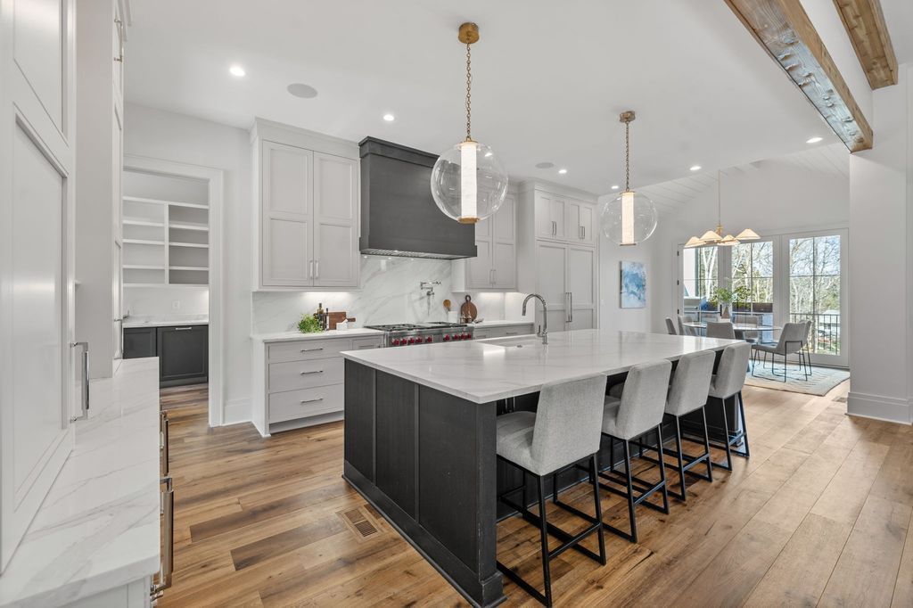 Exquisite Estate A Prestigious Brentwood Luxury Build by Preston Quirk and JFY Designs Offered at 5.95 Million 10