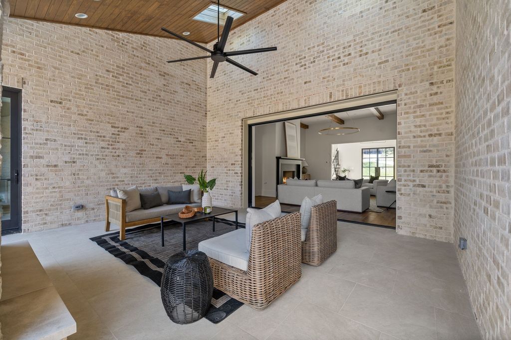 Exquisite Estate A Prestigious Brentwood Luxury Build by Preston Quirk and JFY Designs Offered at 5.95 Million 30