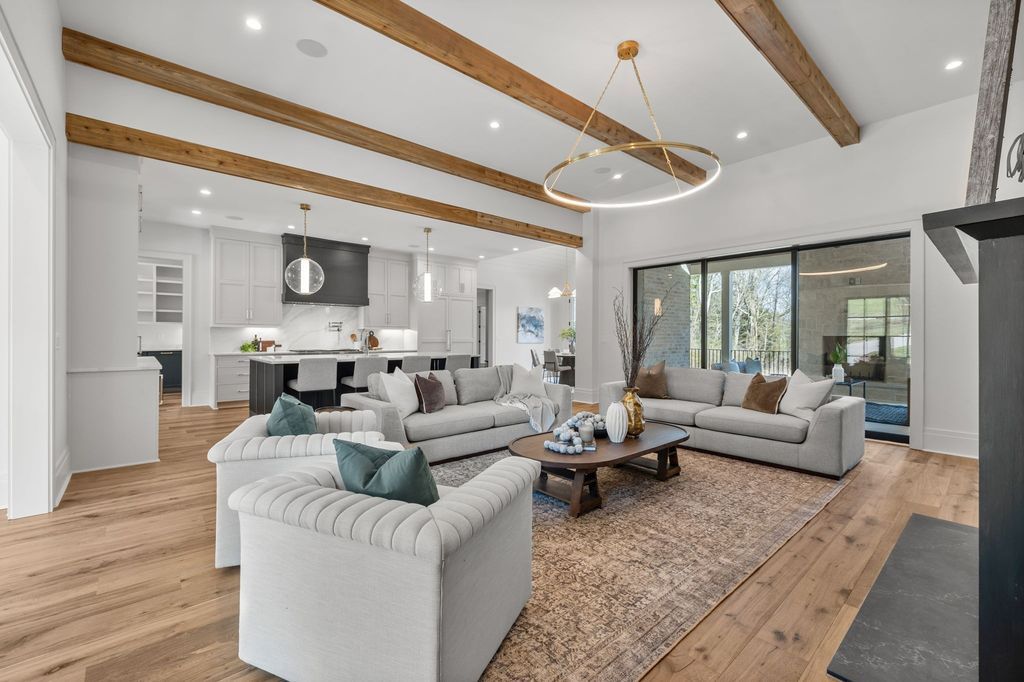 Exquisite Estate A Prestigious Brentwood Luxury Build by Preston Quirk and JFY Designs Offered at 5.95 Million 9