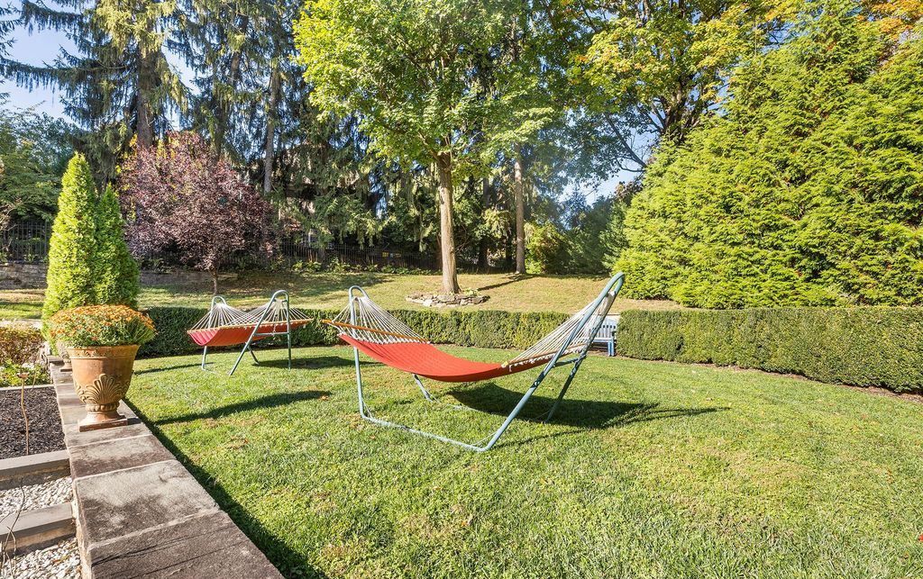 Grandeur Redefined Magnificent Pennsylvania Manor Hits Market at 3.1 Million 47