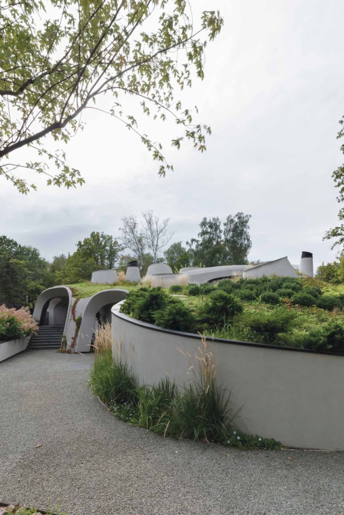 House in the Landscape Sculptural Home by Niko Architect 11