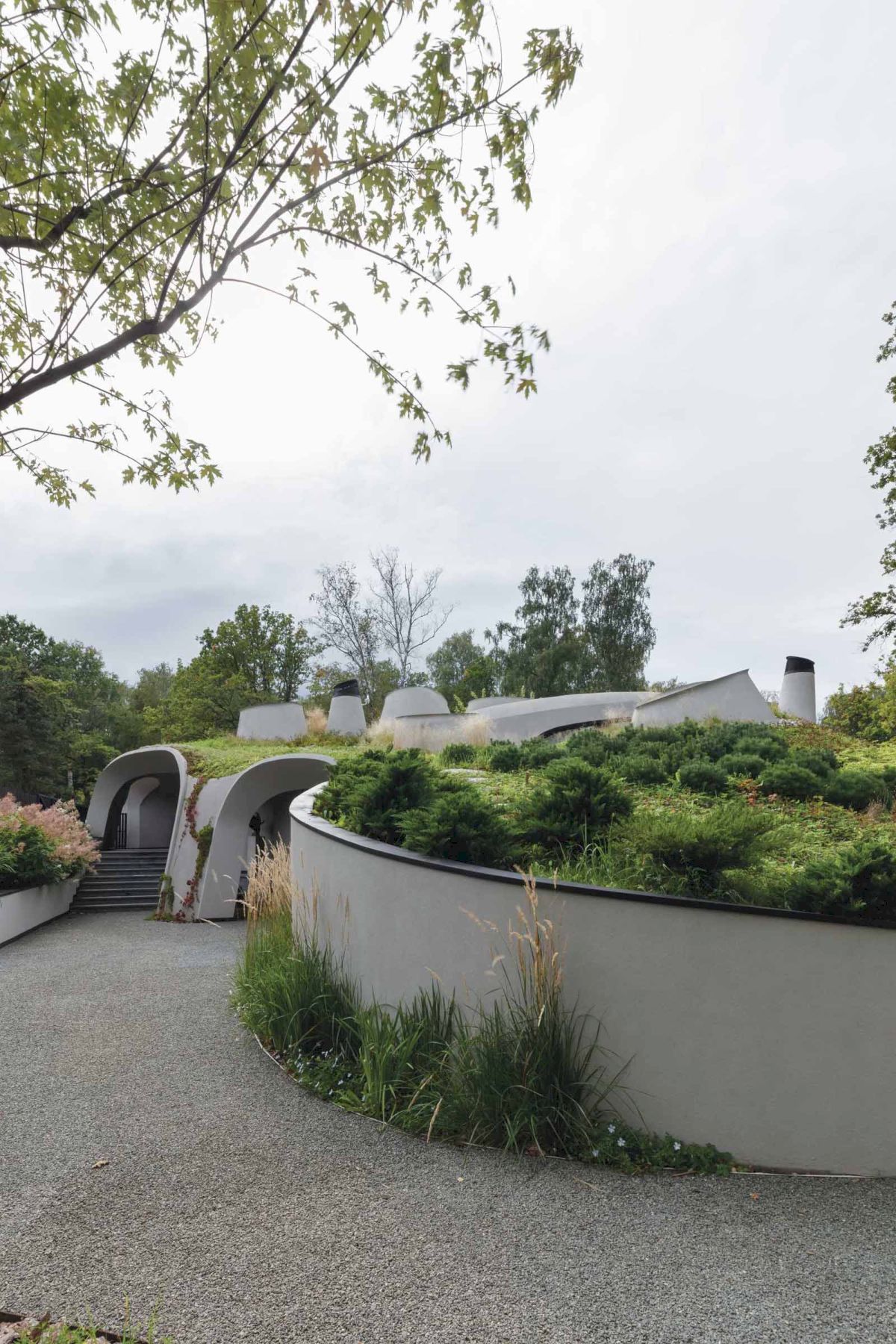 House in the Landscape, Sculptural Home by Niko Architect