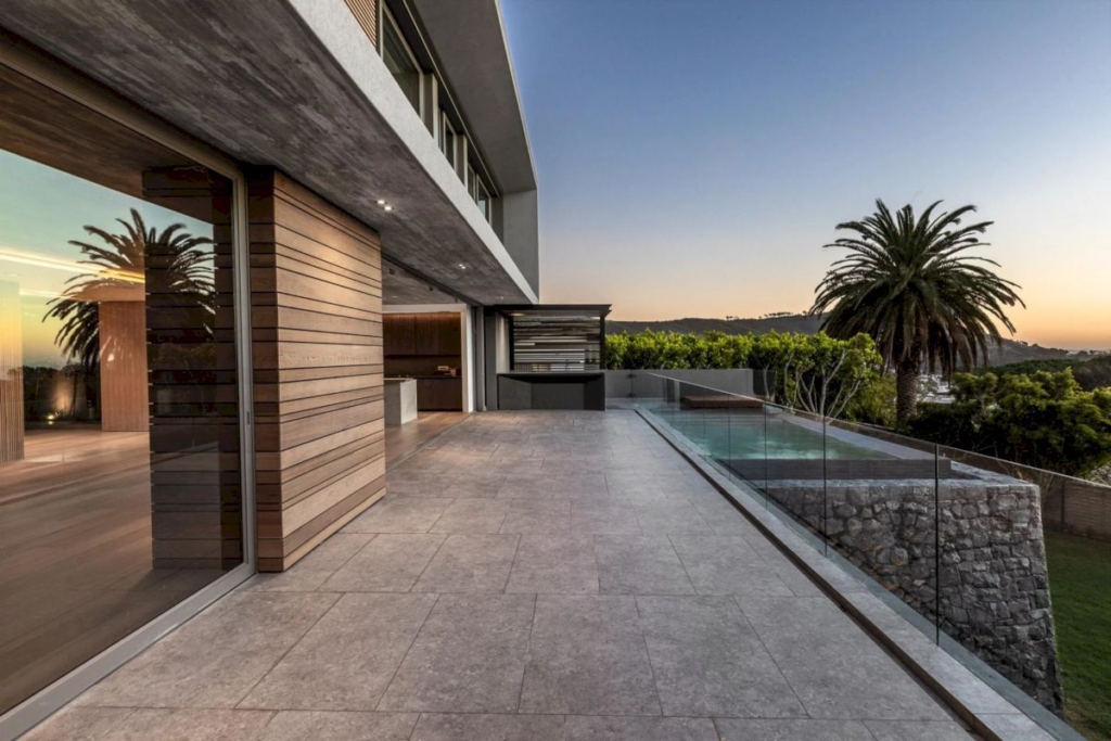 I30 House, a Modern Family Home by GSQUARED Architect