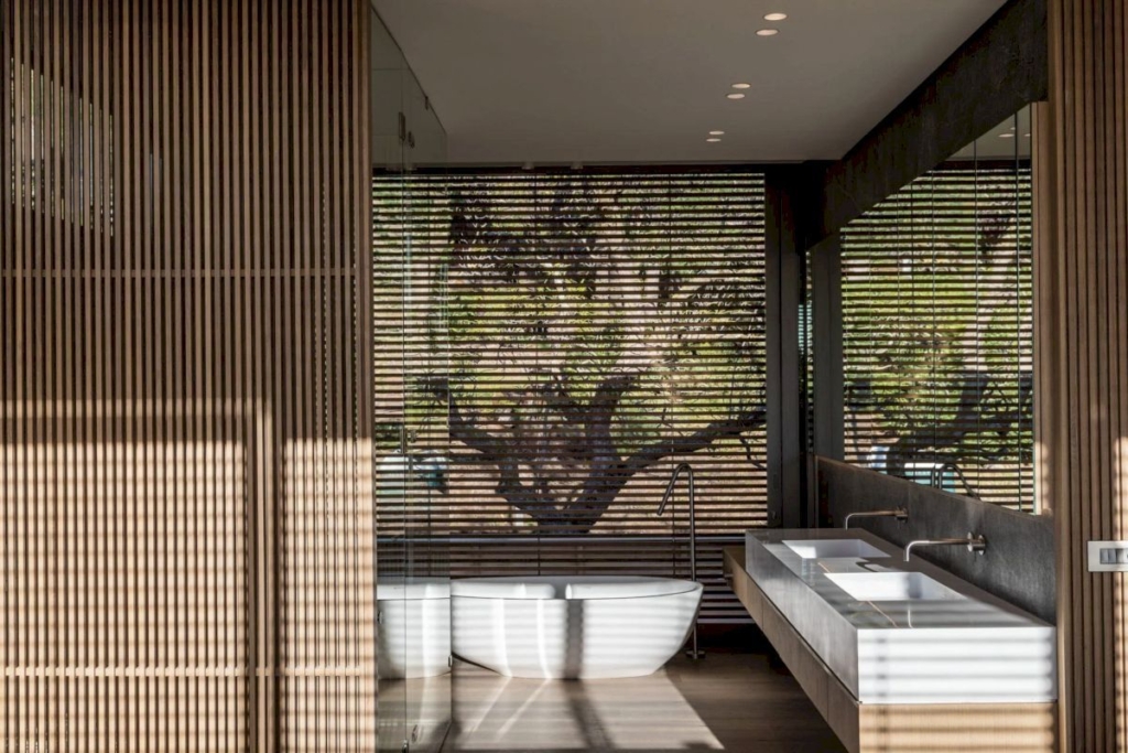 I30 House, a Modern Family Home by GSQUARED Architect
