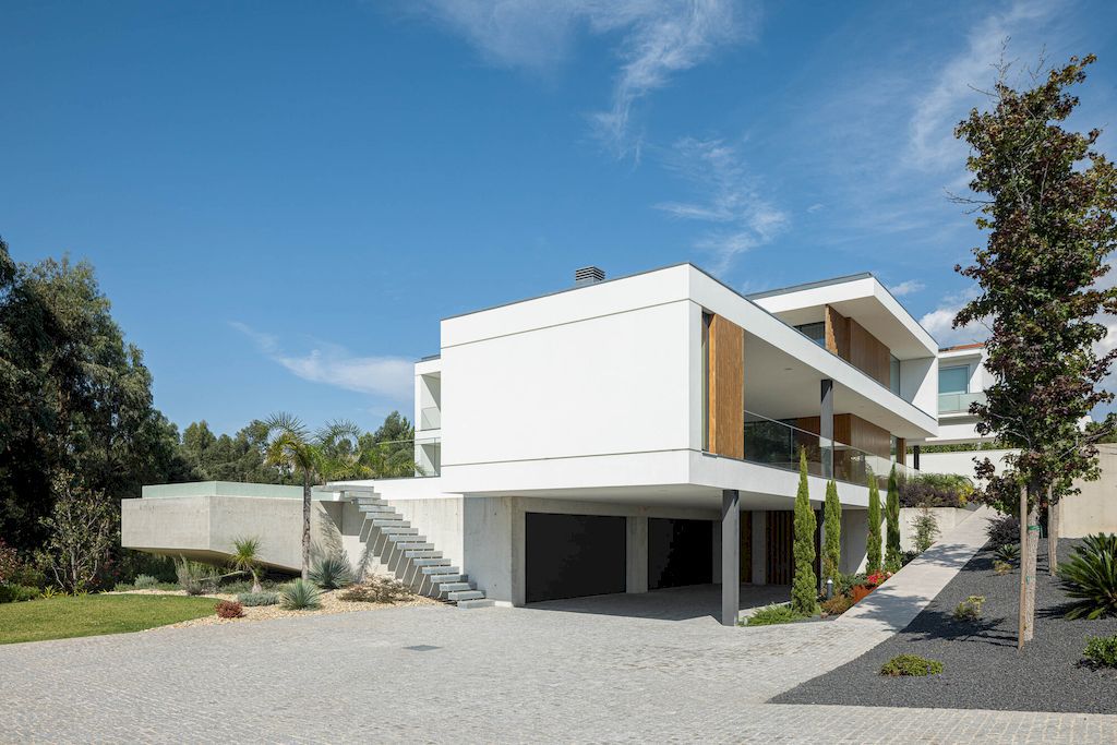 J.M.C. House by Atelier d'Arquitectura Lopes da Costa Save 19 J.M.C. House by Atelier d'Arquitectura Lopes da Costa Save