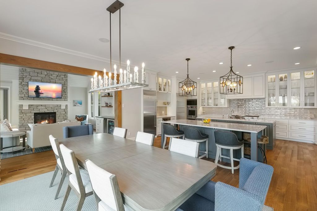 Lake Minnetonka East Coast Style Home in Minnesota Priced at 7799000 16