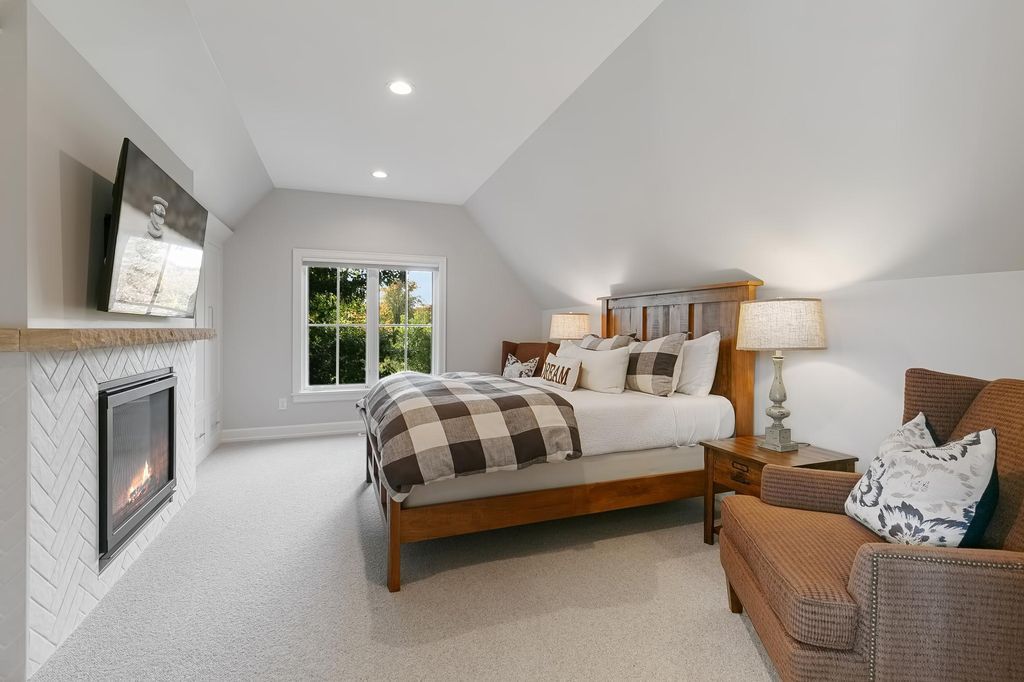 Lake Minnetonka East Coast Style Home in Minnesota Priced at 7799000 37