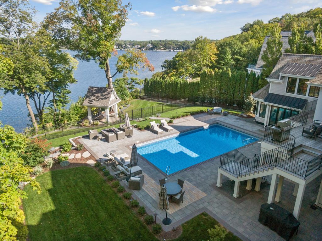 Lake Minnetonka East Coast Style Home in Minnesota Priced at 7799000 52