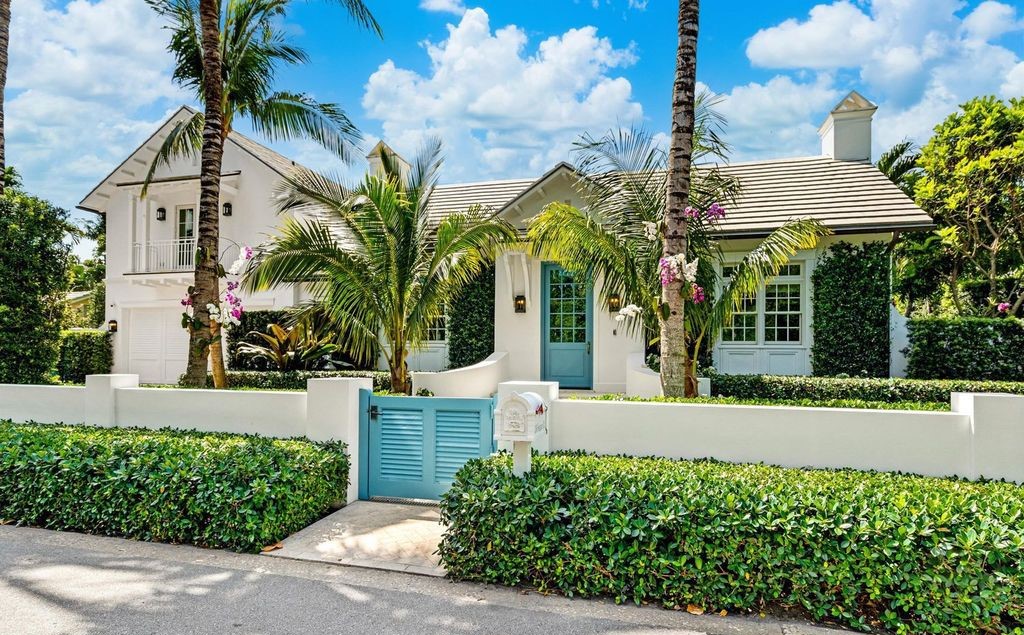 Indulge in luxurious coastal living at 156 Seagate, a meticulously designed haven nestled on Palm Beach Island's coveted North End.