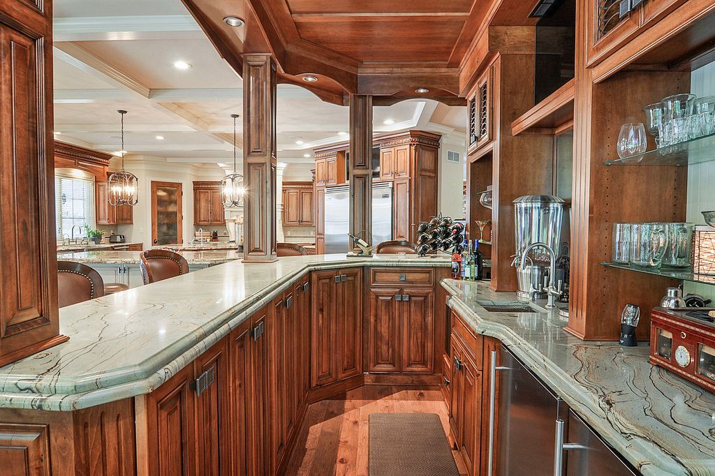 Luxurious Country Retreat Discover Serenity in Marseilles Illinois for 3.5 Million 26