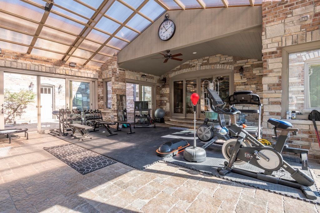 Luxurious Country Retreat Discover Serenity in Marseilles Illinois for 3.5 Million 39